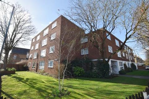 1 bedroom ground floor flat to rent, Sandways, Sandycombe Road, Kew, Richmond TW9