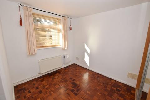 1 bedroom ground floor flat to rent, Sandways, Sandycombe Road, Kew, Richmond TW9