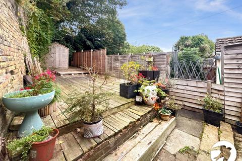 13a West Street, Rochester, ME2 3XG