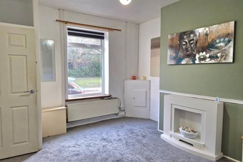 2 bedroom terraced house to rent, Holland Street, Bolton, BL1