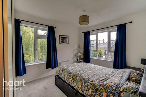 undefined, Badgers Close, Enfield
