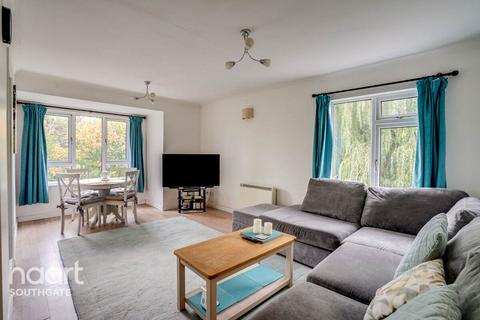 undefined, Badgers Close, Enfield