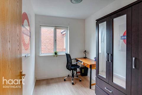 Badgers Close, Enfield