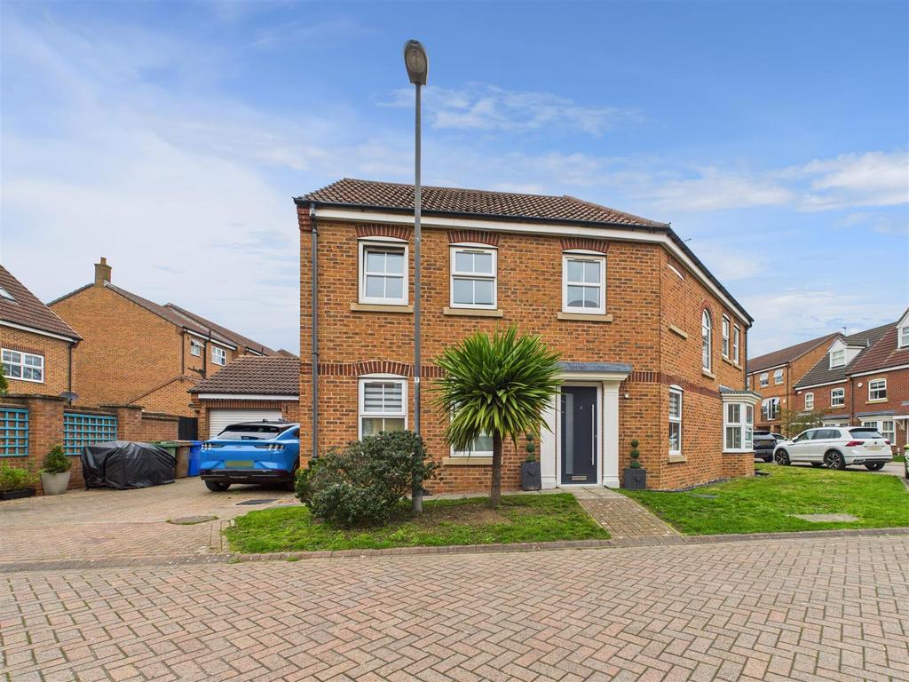 CAM03303 G0-PR0237-STILL035.jpg