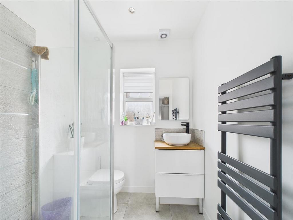 CAM03303 G0-PR0237-STILL011.jpg