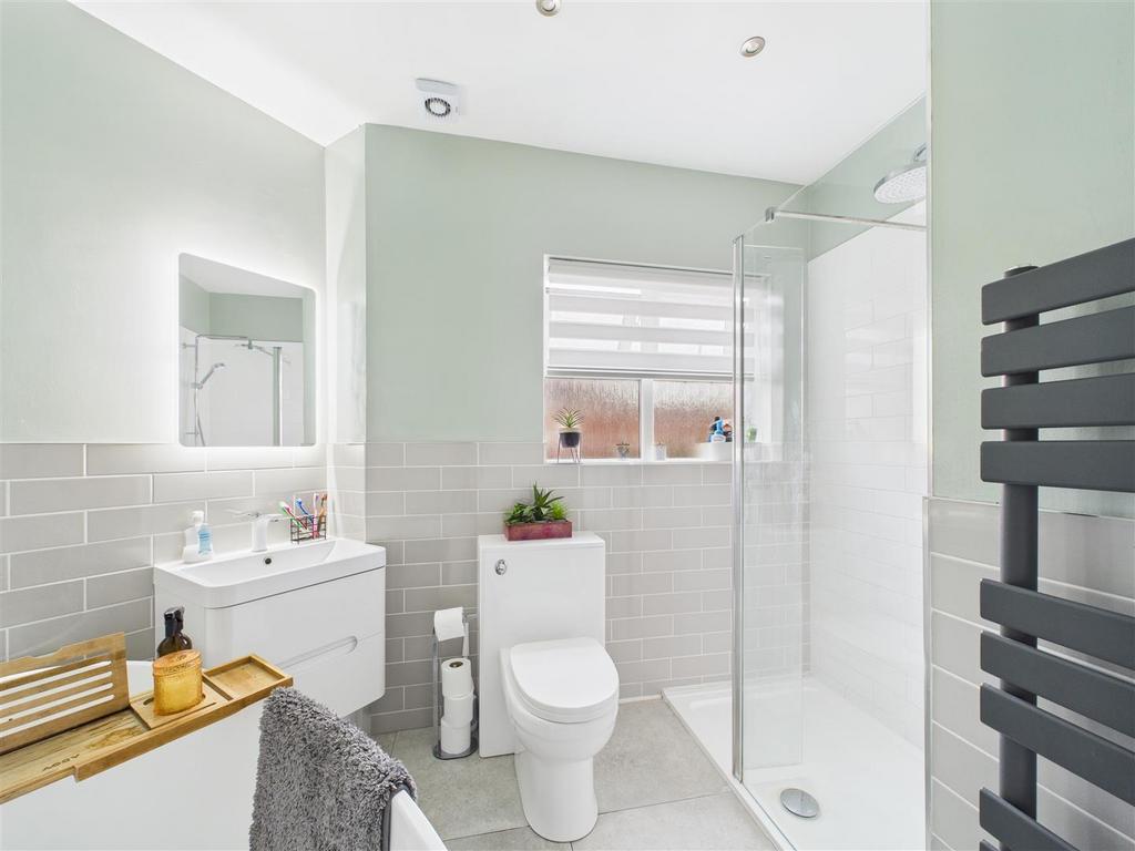 CAM03303 G0-PR0237-STILL006.jpg