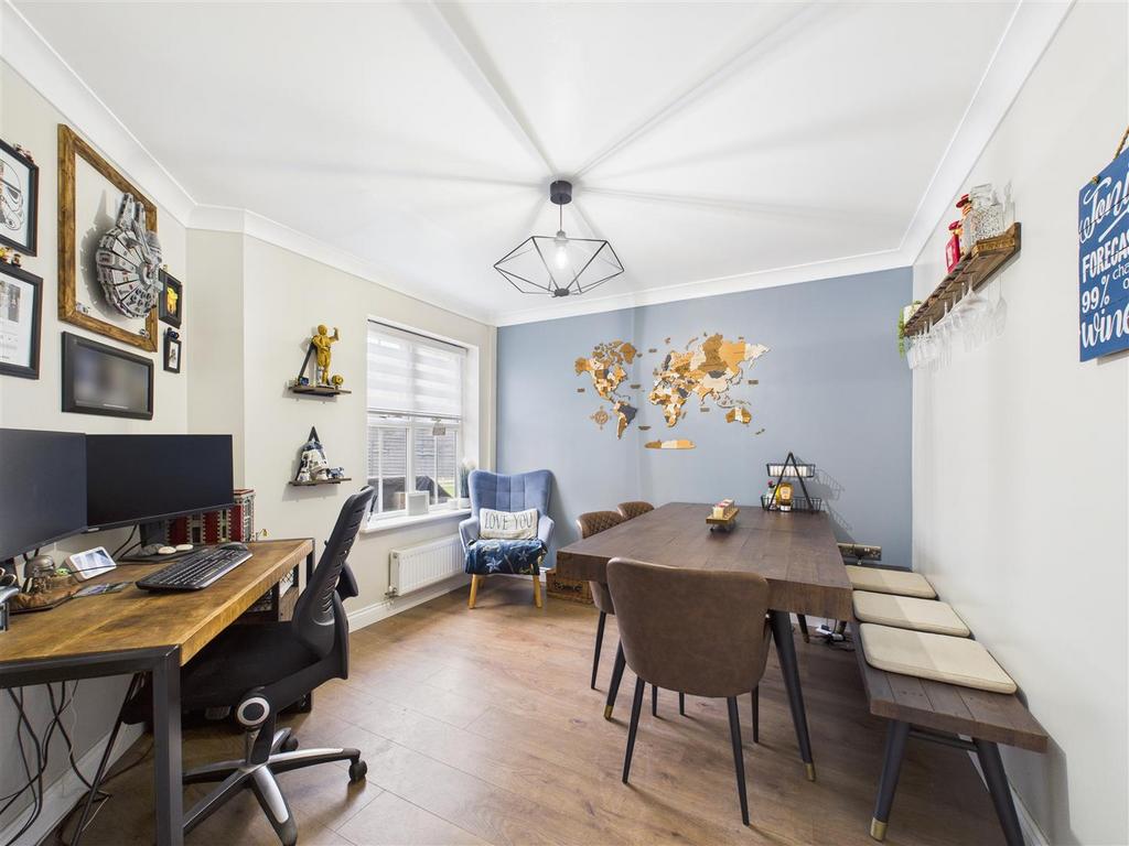 CAM03303 G0-PR0237-STILL028.jpg