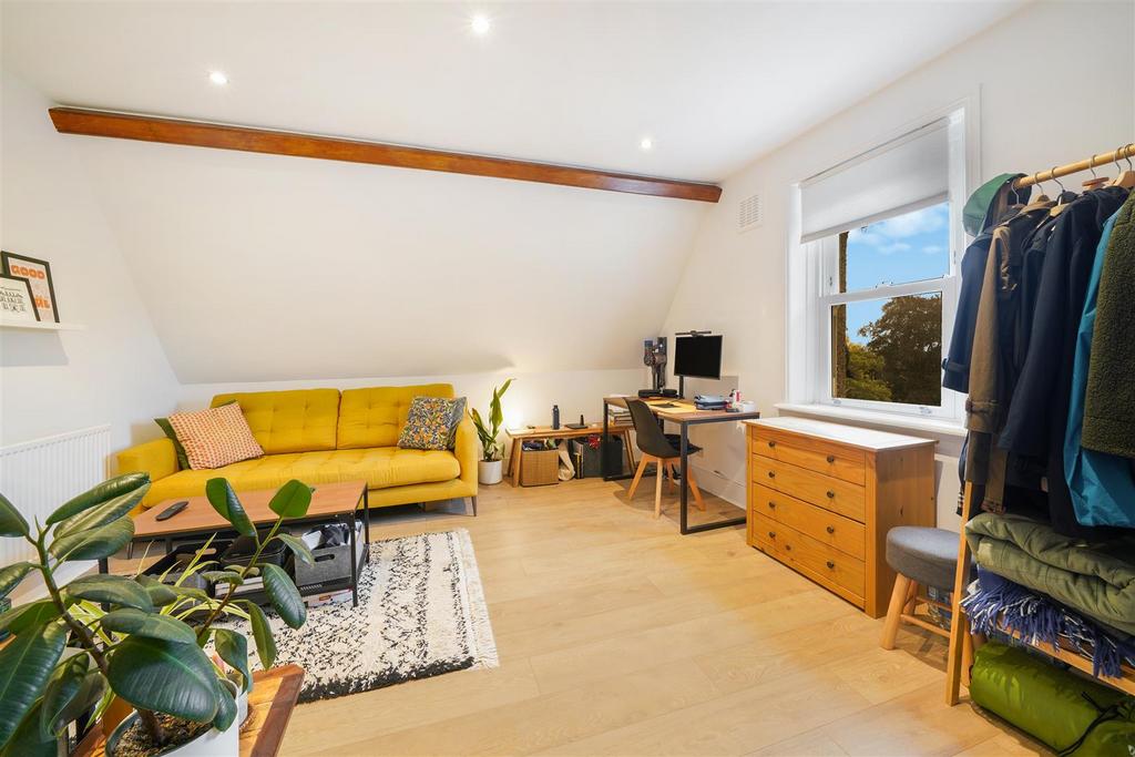 Flat 8, 10 Thicket Road - t GERvx U5i6 C4ski Hhcv Y.jpg