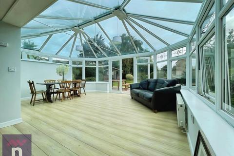 2 bedroom bungalow to rent, Godwin Road, Winchcombe, GL54