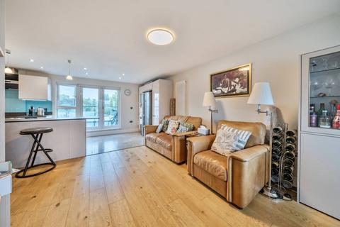 2 bedroom flat for sale, Stane Grove, Clapham, London, SW9