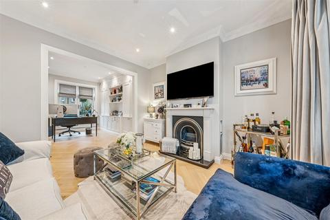 18 Alkerden Road, London, W4 2HP