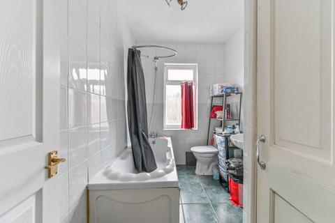 1 bedroom flat for sale, Church Street, Central Croydon, Croydon, CR0