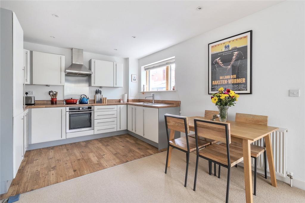Kitchen/Reception