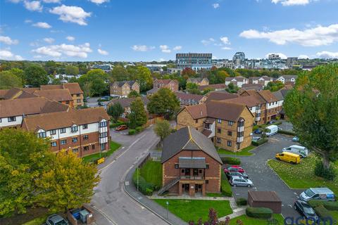 6 Falcon Way, London, NW9 5DT