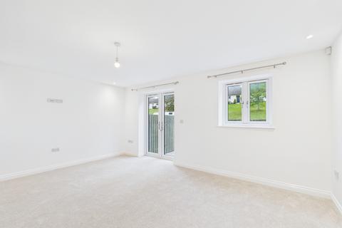 4 bedroom townhouse to rent, Nina Boyle Close, Utley, West Yorkshire, BD20