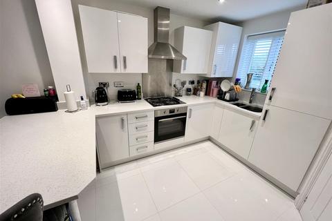 3 bedroom terraced house for sale, Handford Crescent, Shirley, Solihull