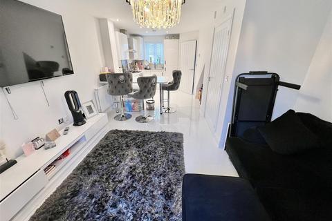 3 bedroom terraced house for sale, Handford Crescent, Shirley, Solihull
