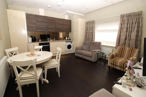 2 bedroom apartment for sale, Senate House, 6-16 Southgate Road, Potters Bar EN6