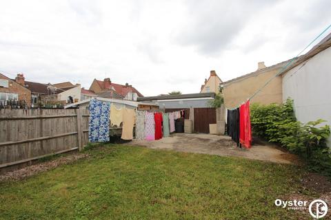 undefined, Bowrons Avenue, Wembley, HA0