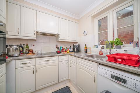 1 bedroom retirement property for sale, High Street, Berkhamsted HP4