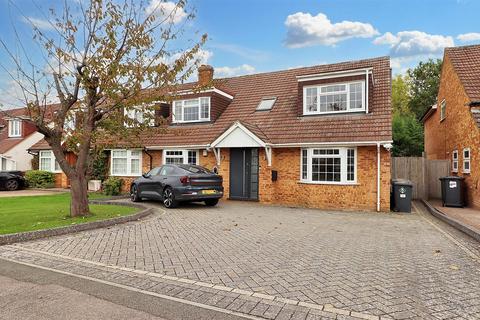 4 bedroom semi-detached house for sale, Park Crescent, Elstree, Borehamwood