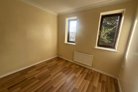 undefined, Courtland Grove, London, SE28