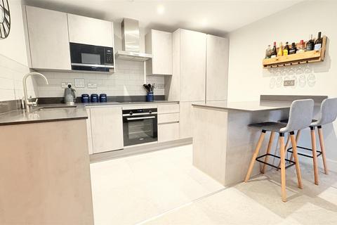 2 bedroom apartment for sale, Oakview Apartments, 37, Wake Green Road, Birmingham B13