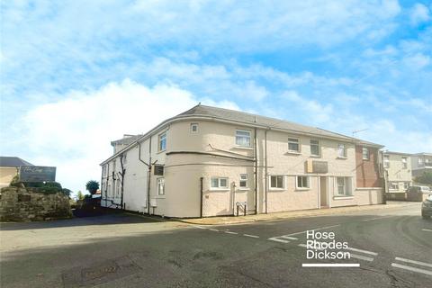 3 bedroom flat to rent, Park Road, PO37