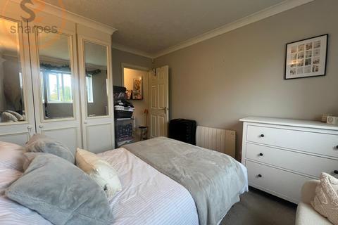 1 bedroom apartment to rent, Rembrandt Court, Epsom, Surrey