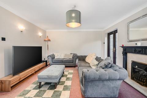 undefined, Melfort Road, Crowborough, TN6