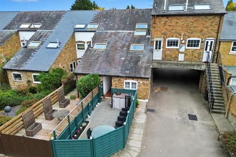 undefined, High Street, Roydon
