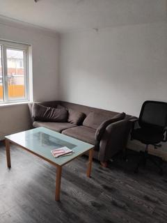 3 bedroom house to rent, 17 Ridgeway Close Roundhay Leeds