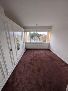3 bedroom house to rent, 17 Ridgeway Close Roundhay Leeds