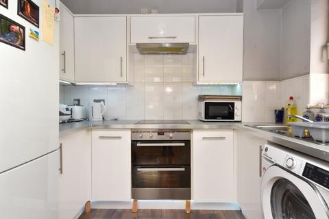 1 bedroom apartment for sale, Napier Court West, Gordon Place, Southend On Sea, Essex, SS1