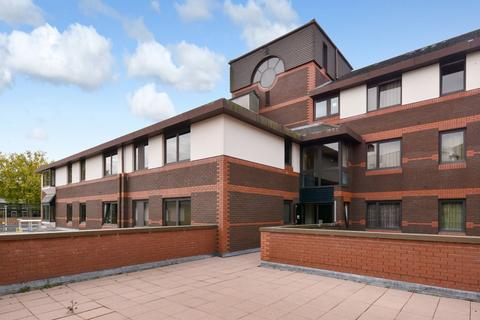 1 bedroom apartment for sale, Napier Court West, Gordon Place, Southend On Sea, Essex, SS1