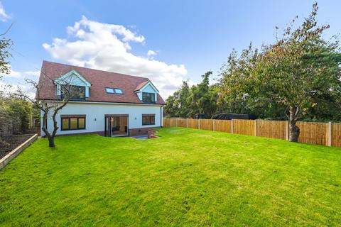 5 bedroom detached house for sale, New Street, Kent CT3