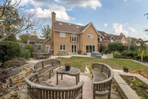 undefined, Sevenacres, Welwyn