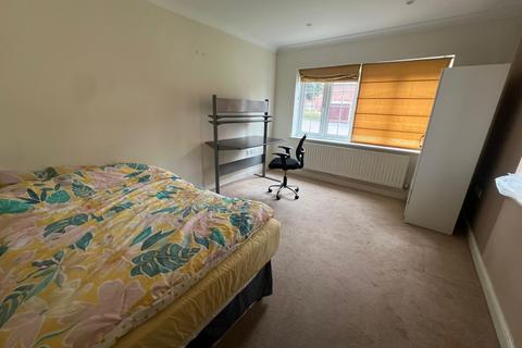7 bedroom detached house to rent, 25 Highgrove Room 3 , CV4 8JJ