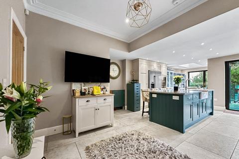 undefined, Elm Road, Hale, Altrincham