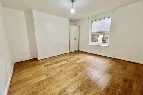 undefined, Coombe Road, Croydon