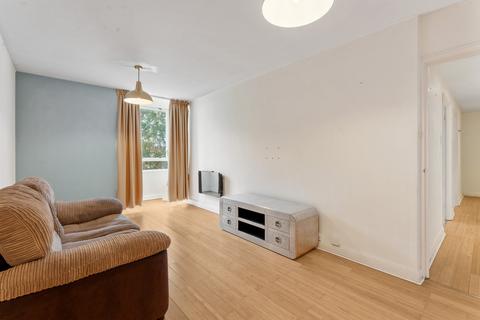 Bramlands Close, London, SW11