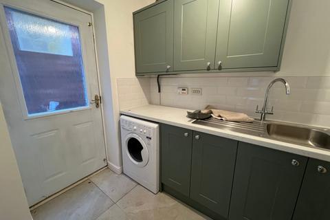 7 bedroom detached house to rent, 25 Highgrove , CV4 8JJ