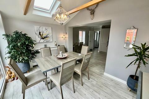 undefined, Lambert Court, Newport Pagnell