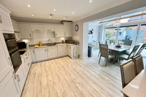 undefined, Lambert Court, Newport Pagnell