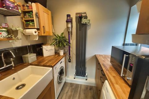 3 bedroom semi-detached house for sale, Maple Avenue, Manchester M34