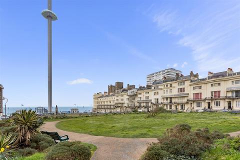 Regency Square, Brighton