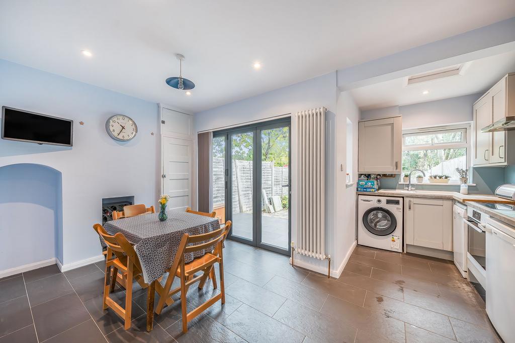 Worcester Park, KT4 8 DF