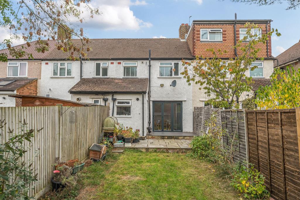Worcester Park, KT4 8 DF