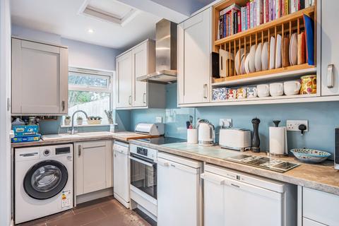 3 bedroom terraced house for sale, Kingshill Avenue, Worcester Park, KT4