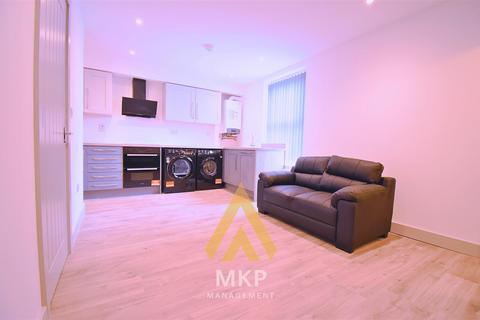 Heeley Road, Birmingham B29